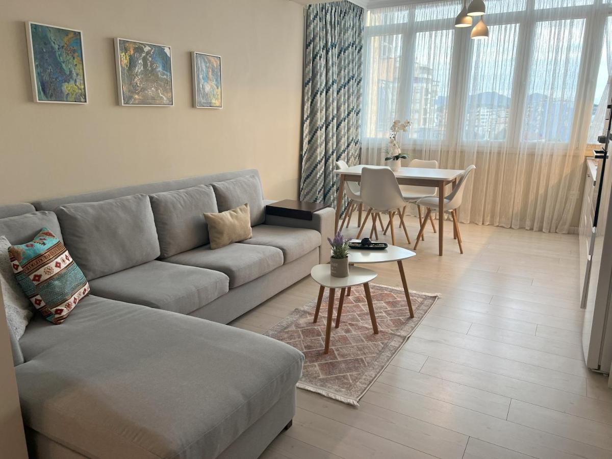 Grand New Bazaar Apartment Tiranë Luaran gambar