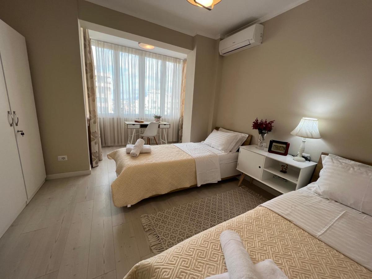 Grand New Bazaar Apartment Tiranë Luaran gambar