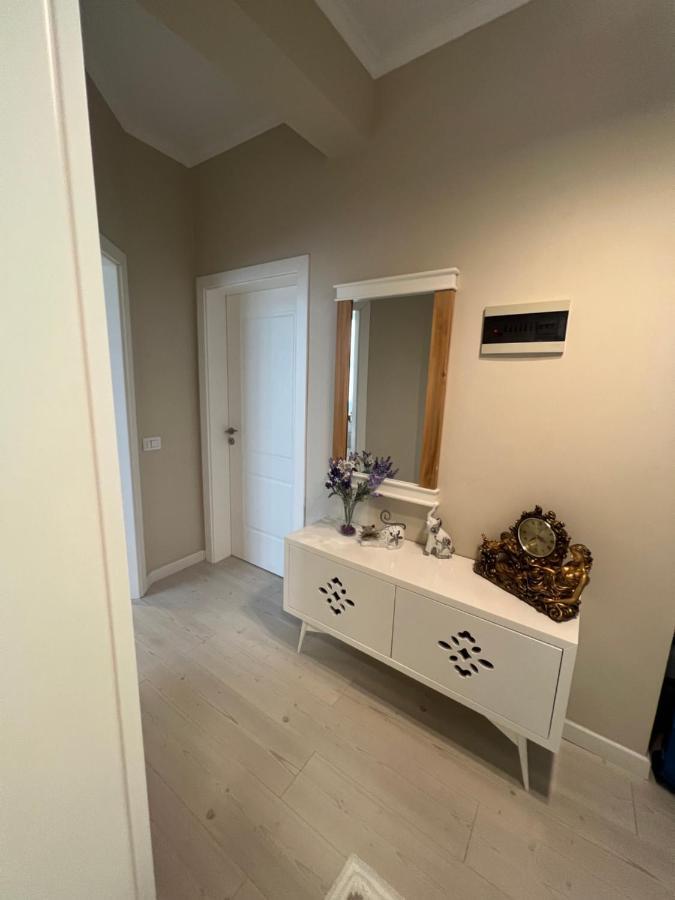 Grand New Bazaar Apartment Tiranë Luaran gambar
